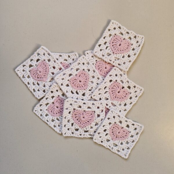Haakpatroon granny Square hartje - Afbeelding 5
