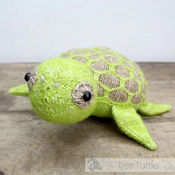 Hardicraft DIY Breipakket Ties Schildpad - Afbeelding 3